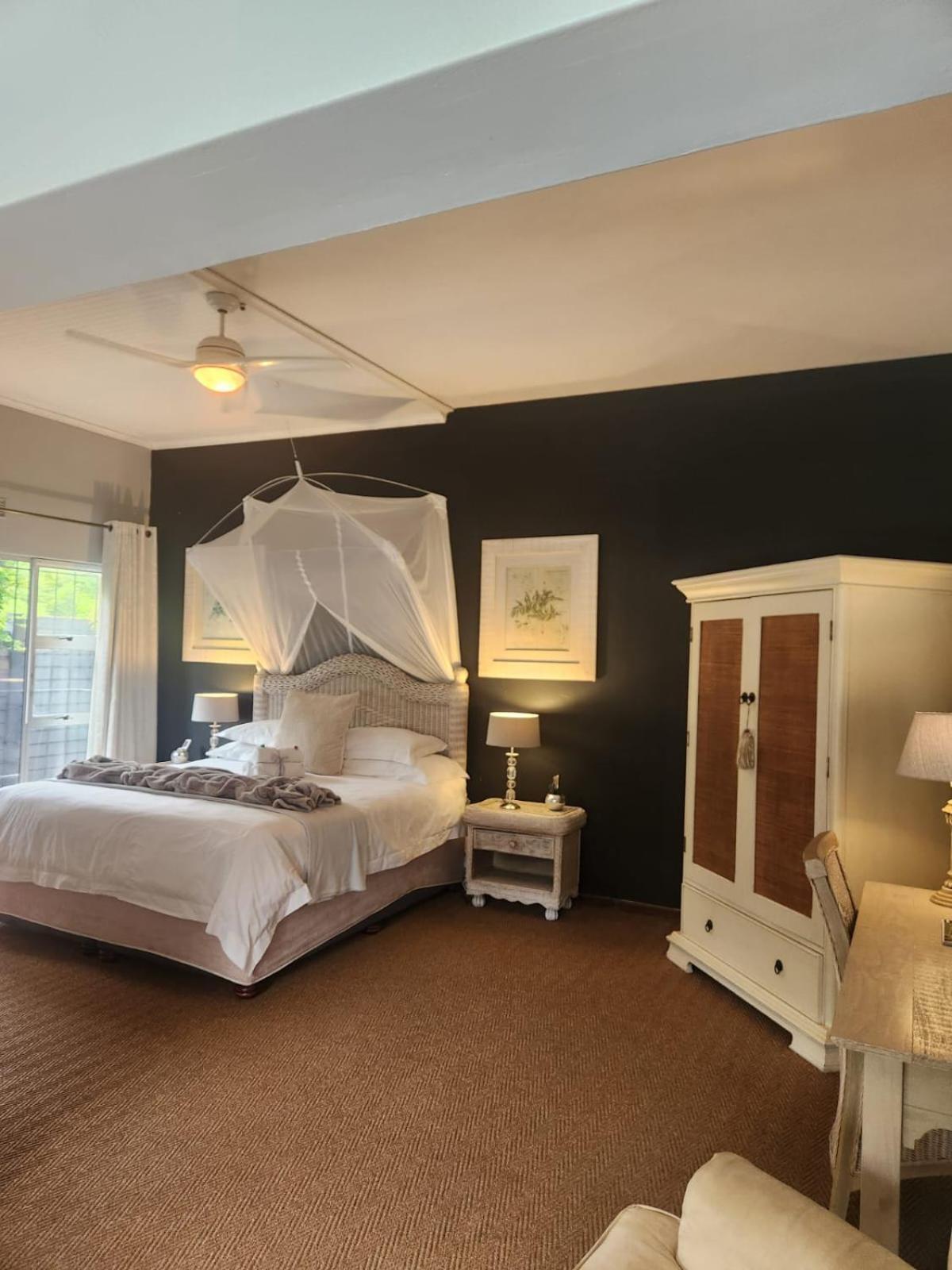 Hillton Manor Guest House Ричардс Бей Екстериор снимка